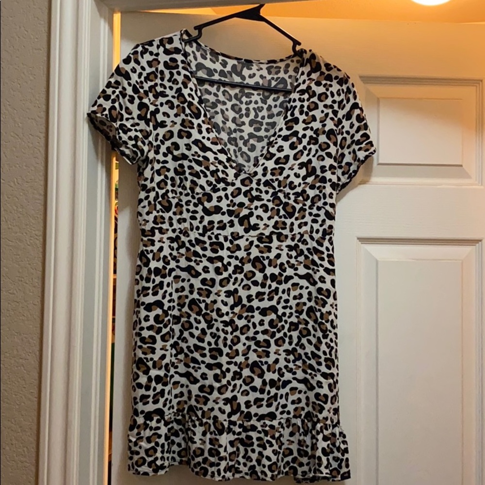 Cute leopard print summer dress
